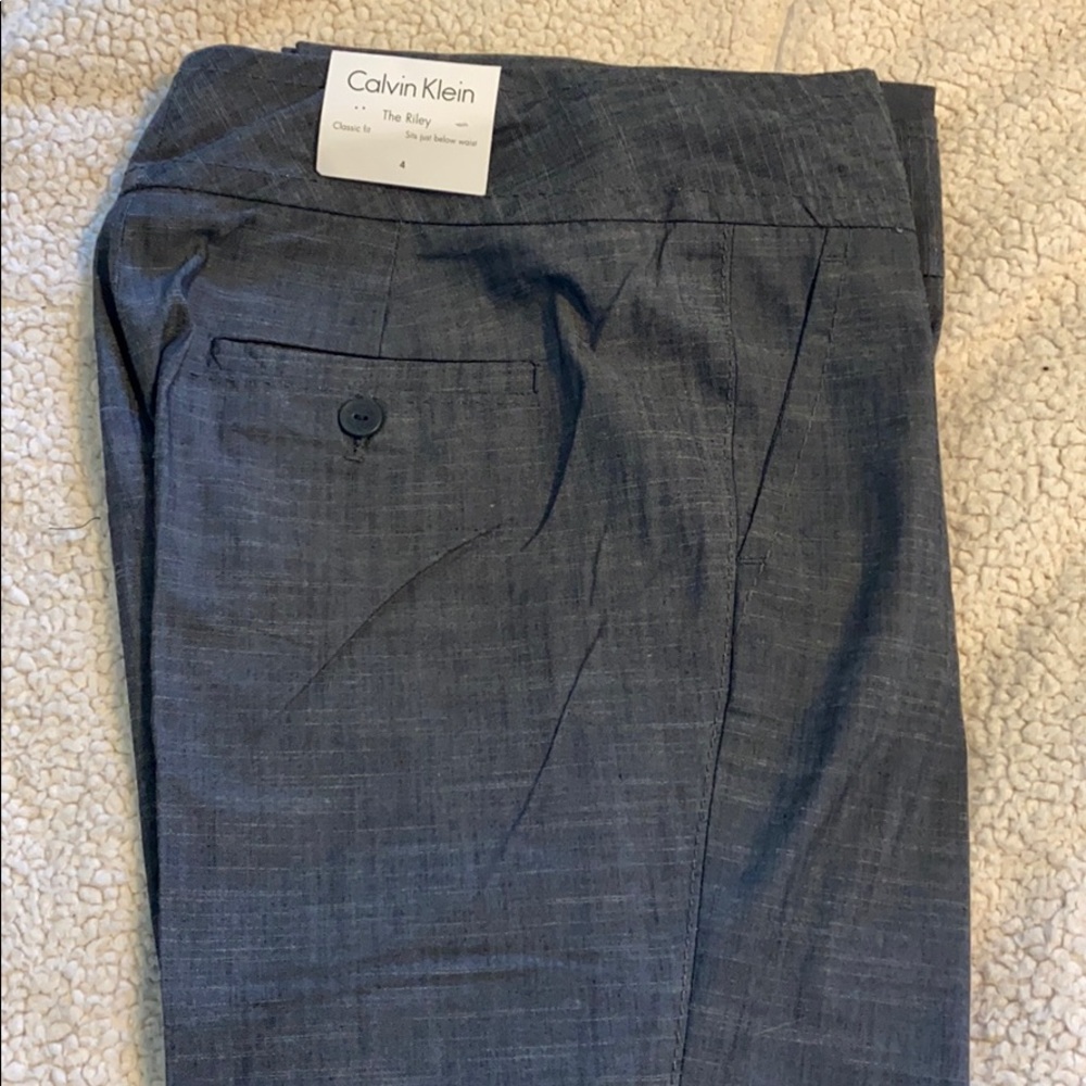 Calvin Klein NWT Size 4.